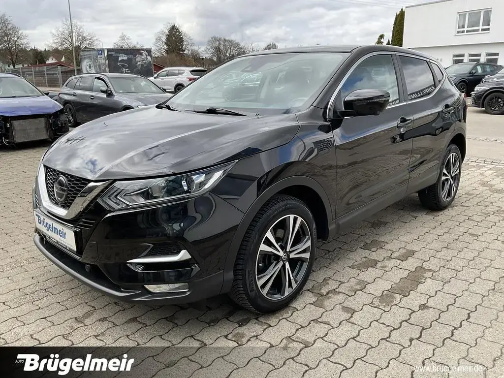 Main__Slider__Photo:Nissan Qashqai 1.3 DIG-T Aut. DCT N-Connecta+NAVI+360° 09/2020-1