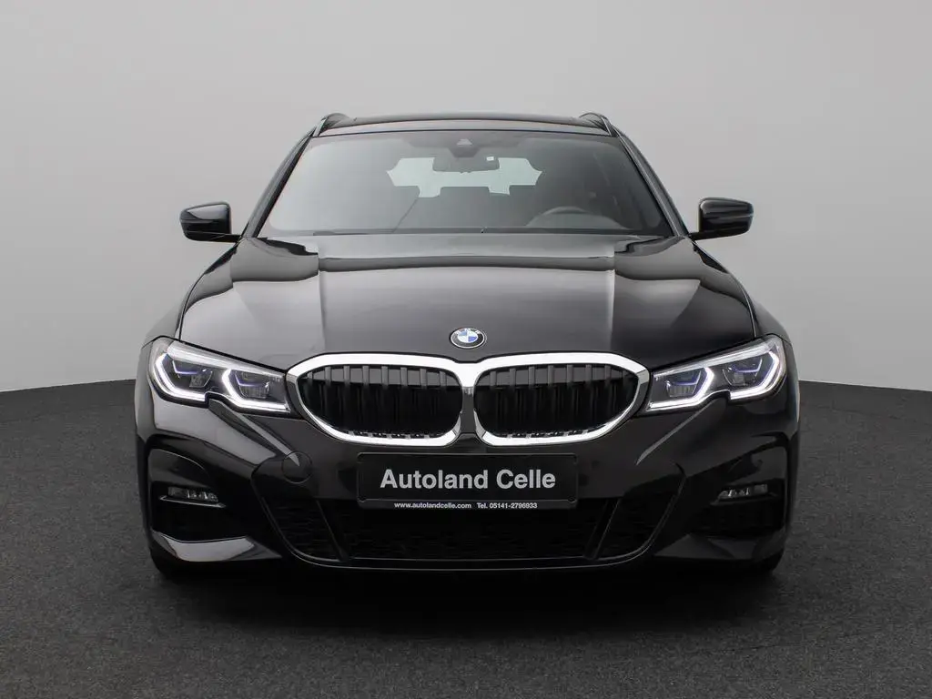 Main__Slider__Photo:BMW 3 Series 320i M Sport Panorama Kamera Laser HiFi Komfort 05/2021-1