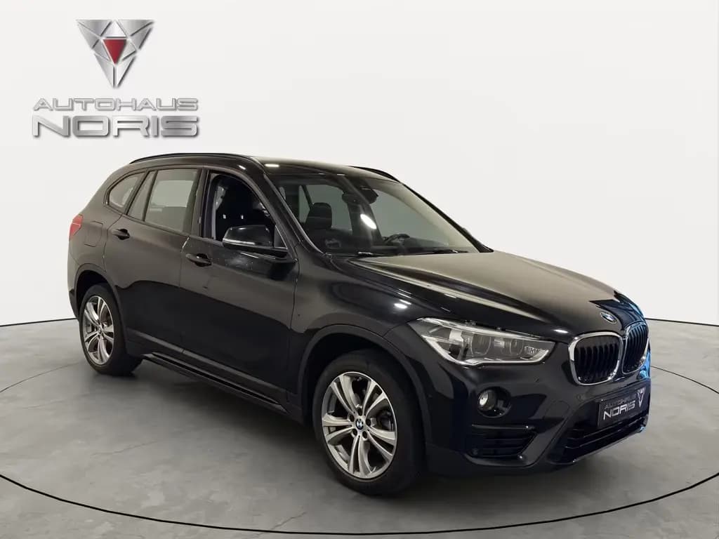 Main__Slider__Photo:BMW X1 sDrive 18 i Sport Line *AHK*NAVI*LED*KAMERA* 11/2018-0