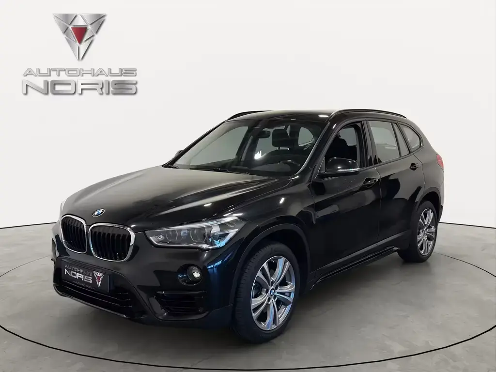 Main__Slider__Photo:BMW X1 sDrive 18 i Sport Line *AHK*NAVI*LED*KAMERA* 11/2018-1