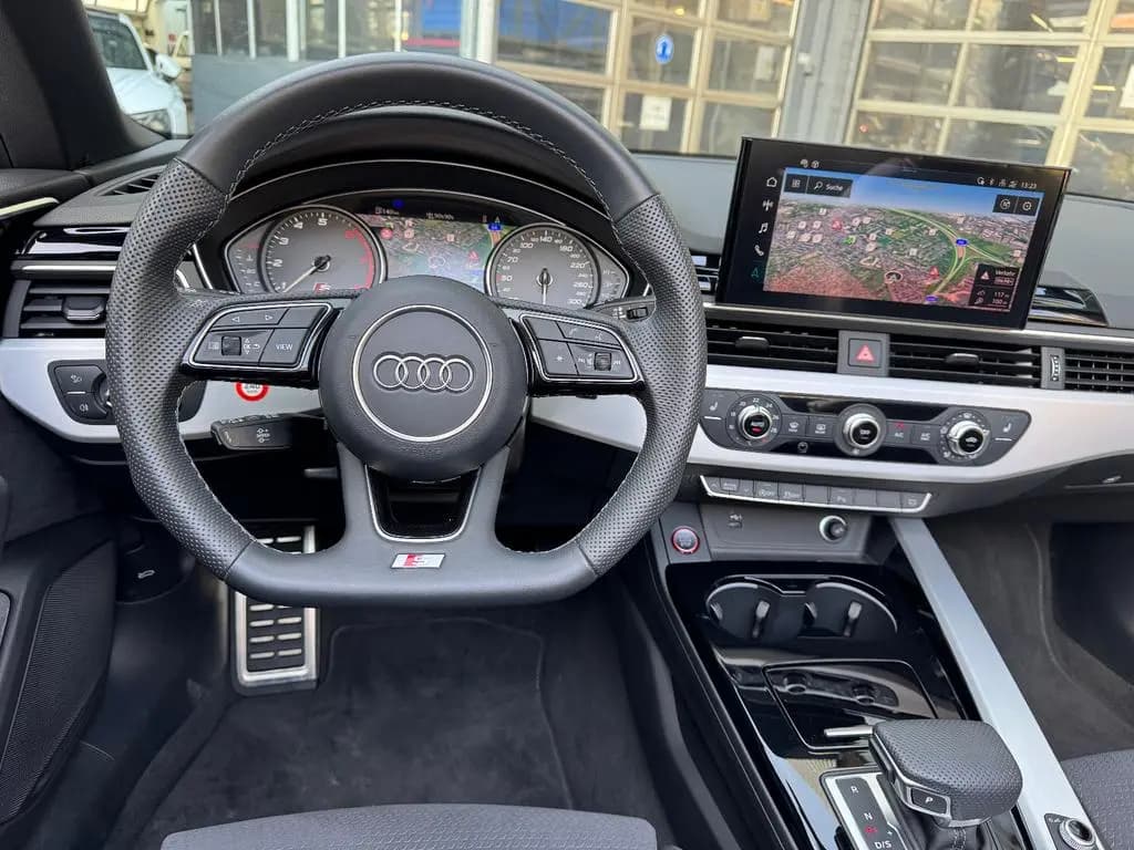 Main__Slider__Photo:Audi S5 Cabriolet 3.0 TFSI quattro 05/2024-0