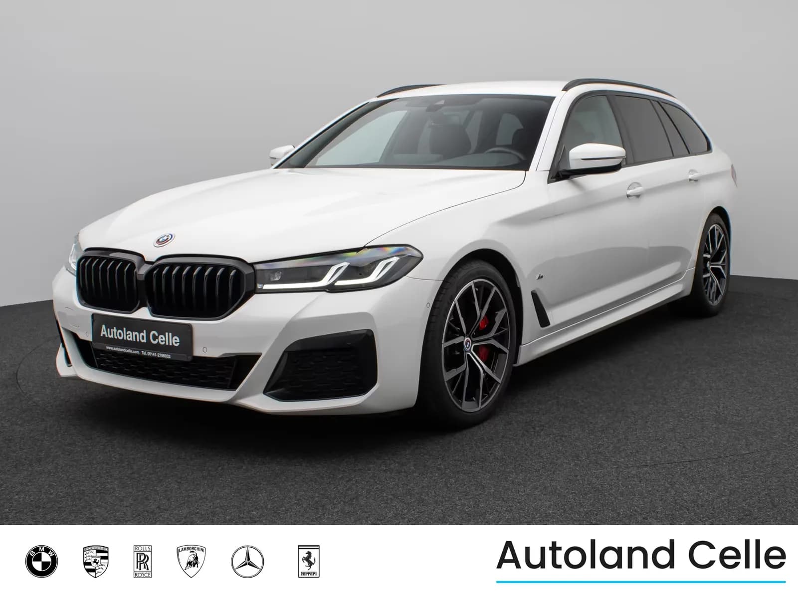 Main__Slider__Photo:BMW 5 Series 530d xD Luxury Line DAB HUD Kamera Sport Alarm 12/2022-0