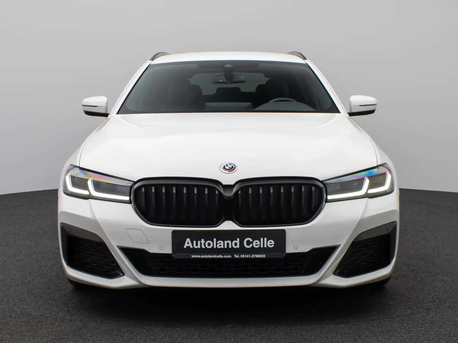 Main__Slider__Photo:BMW 5 Series 530d xD Luxury Line DAB HUD Kamera Sport Alarm 12/2022-1