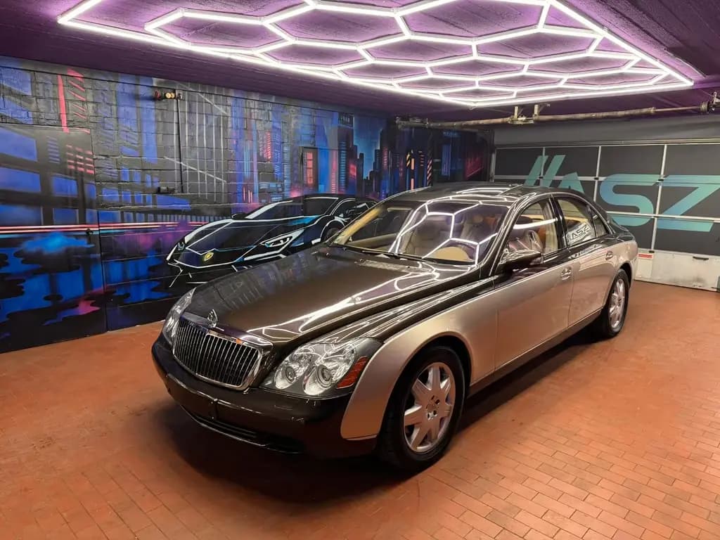 Main__Slider__Photo:Maybach 57 V12* Fond TV* Massage*Rarität* 01/2004-0