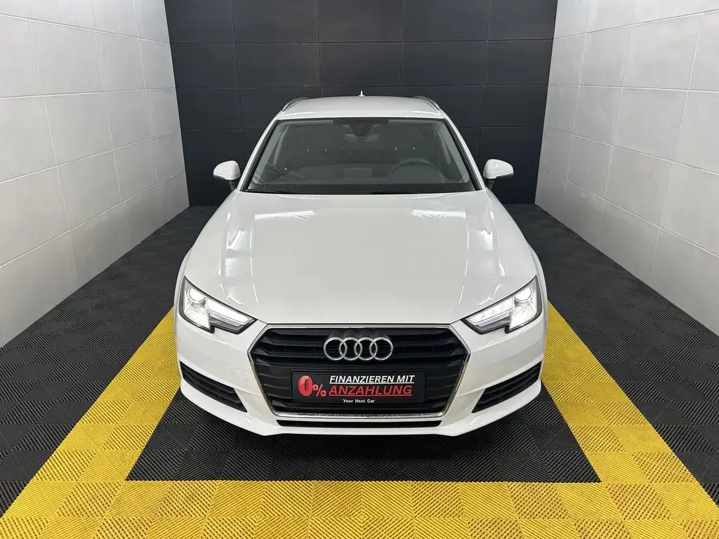 Main__Slider__Photo:Audi A4 2.0 TFSI Mild Hybrid+AHK+Bi-Xenon+Navi+Temp 12/2018-1
