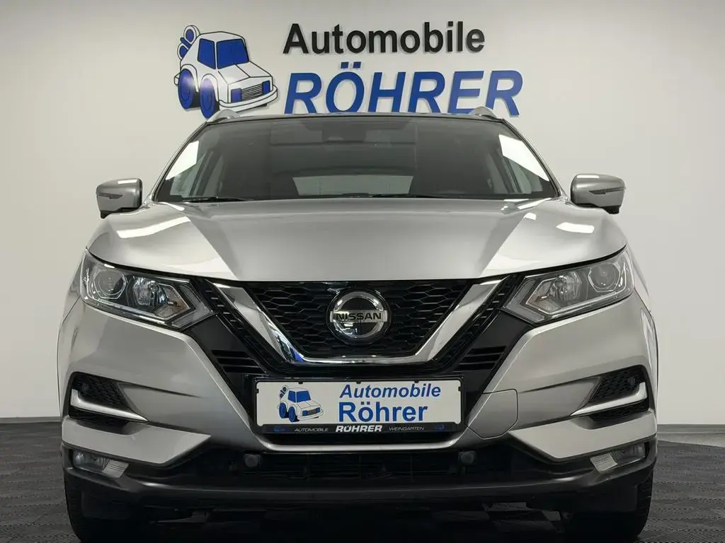 Main__Slider__Photo:Nissan Qashqai 1.7 dCi N-Connecta 4x4 Autom. Pano 03/2020-1
