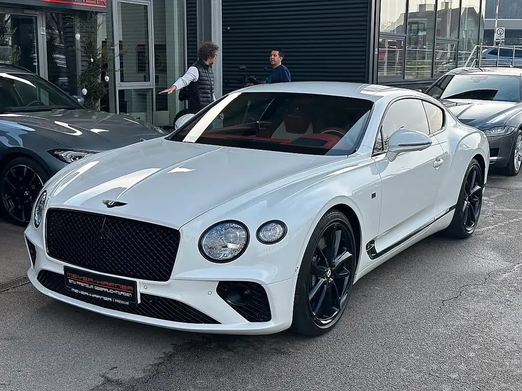 Main__Slider__Photo:Bentley Continental GT W12 1st Edition 08/2018-0