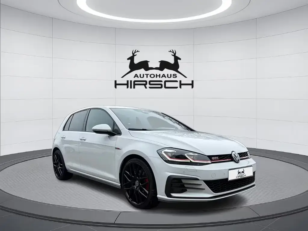 Main__Slider__Photo:Volkswagen Golf VII GTI 2.0 TSI DSG NAVI Alcantara LED ACC 07/2017-1