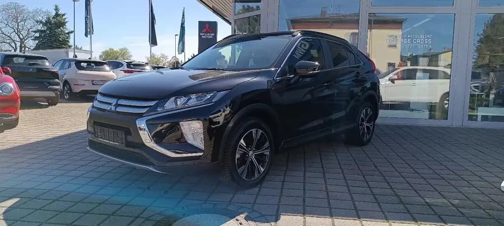 Main__Slider__Photo:Mitsubishi Eclipse Cross Diamant Edition 1.5 T-MIVEC CVT 03/2019-0