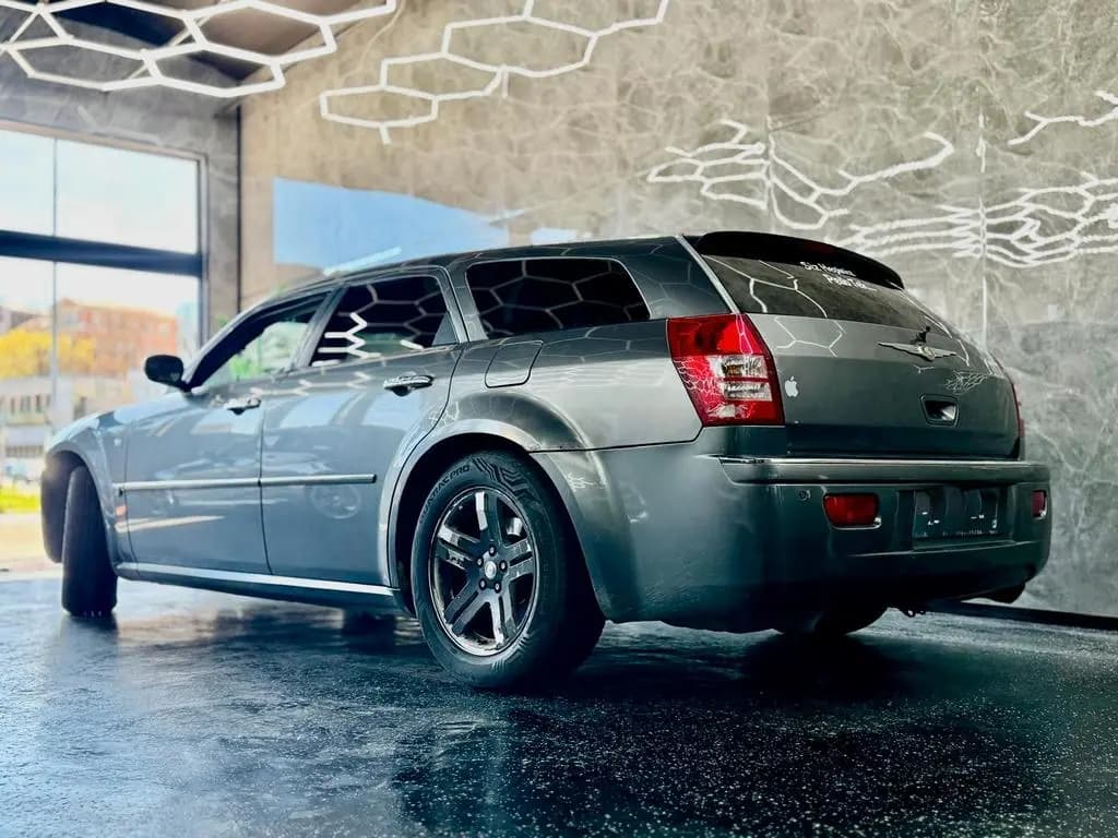Main__Slider__Photo:Chrysler 300C Touring 3.0 CRD 12/2008-0
