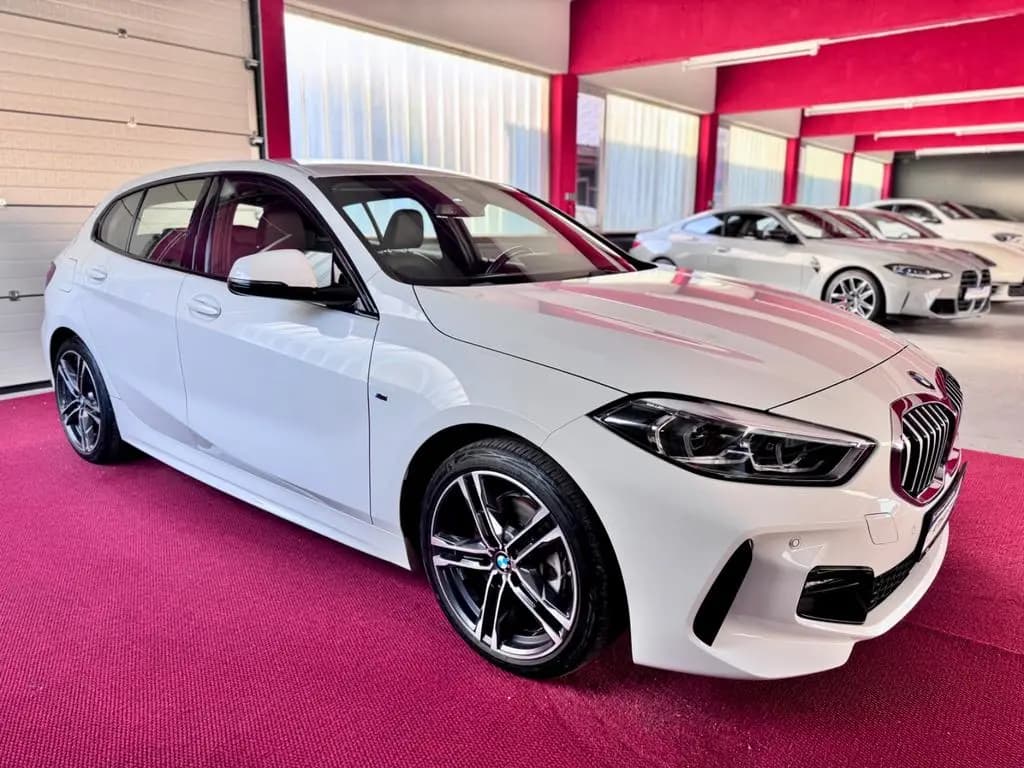 Main__Slider__Photo:BMW 1 Series 118d M Sport Automatik Navi LED 18 Zoll 02/2020-0