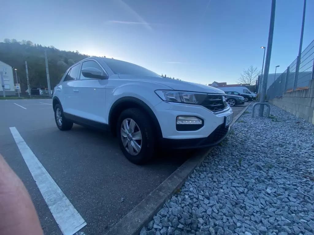 Main__Slider__Photo:Volkswagen T-Roc 1.0 TSI - 10/2018-0