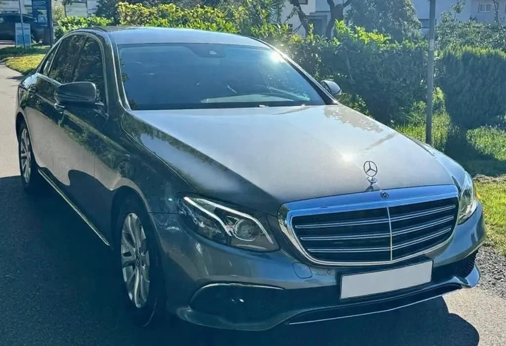 Main__Slider__Photo:Mercedes-Benz EXCLUSIVE - WIDESCREEN - TÜV NEU 04/2018-0