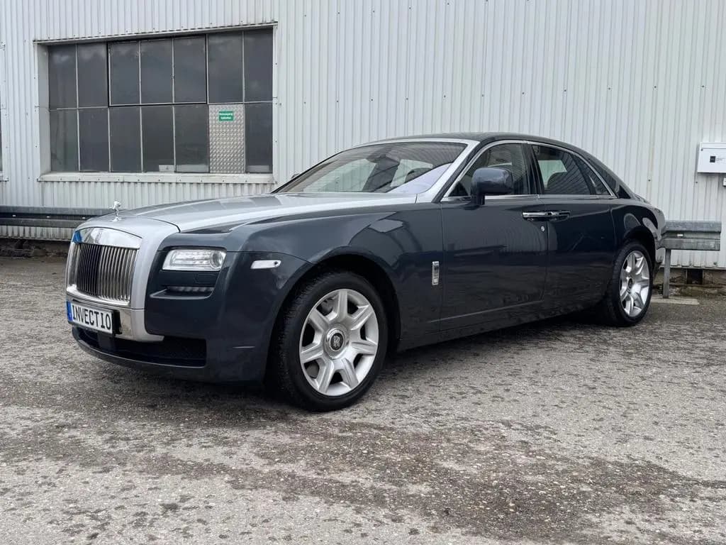 Main__Slider__Photo:Rolls-Royce Ghost 01/2011-0