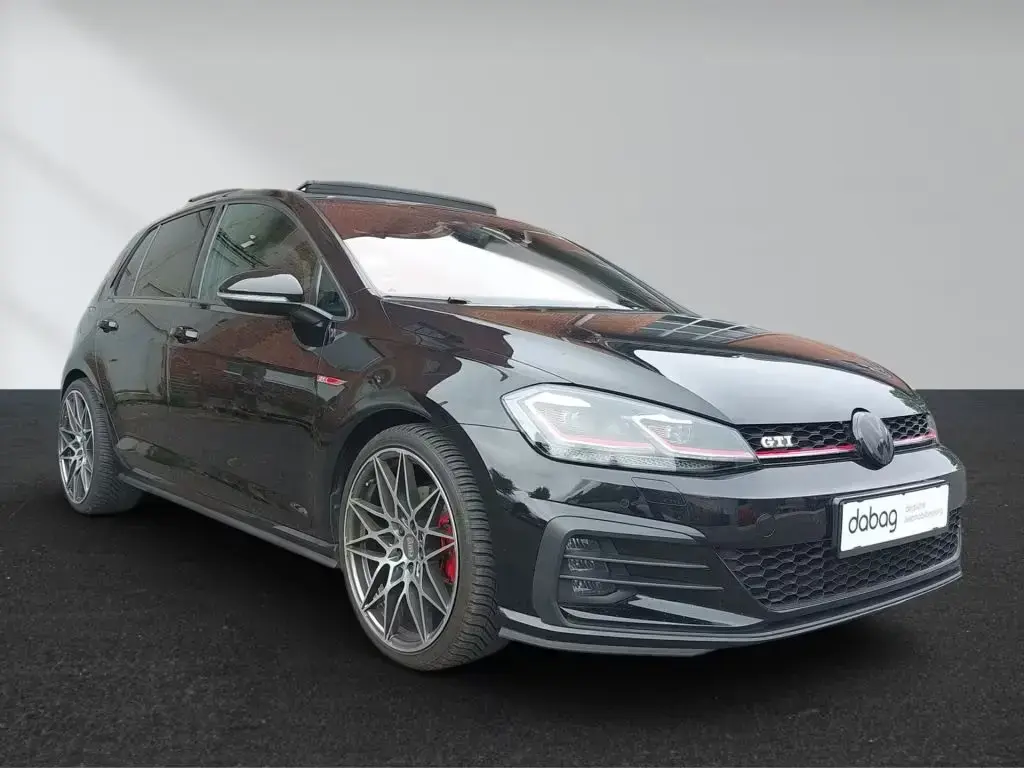 Main__Slider__Photo:Volkswagen Golf GTI DSG PANO Leder REMUS MAM Felgen SHZ PDC 05/2017-1