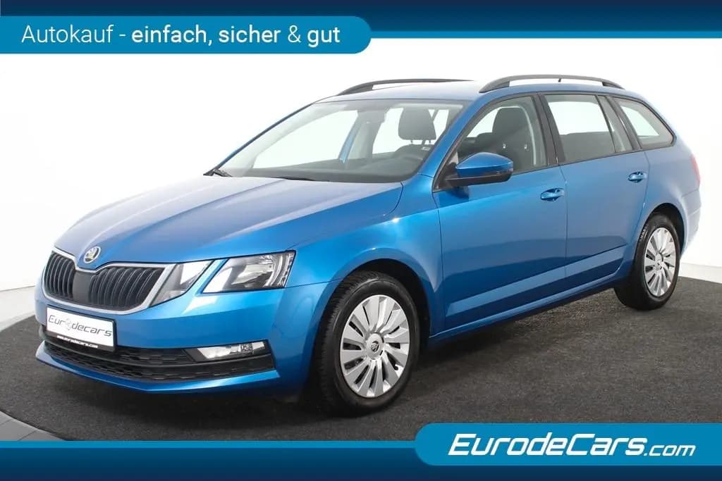 Main__Slider__Photo:Skoda Octavia Combi *1.Hand*Navi*Park ass.*AHK* 12/2020-0