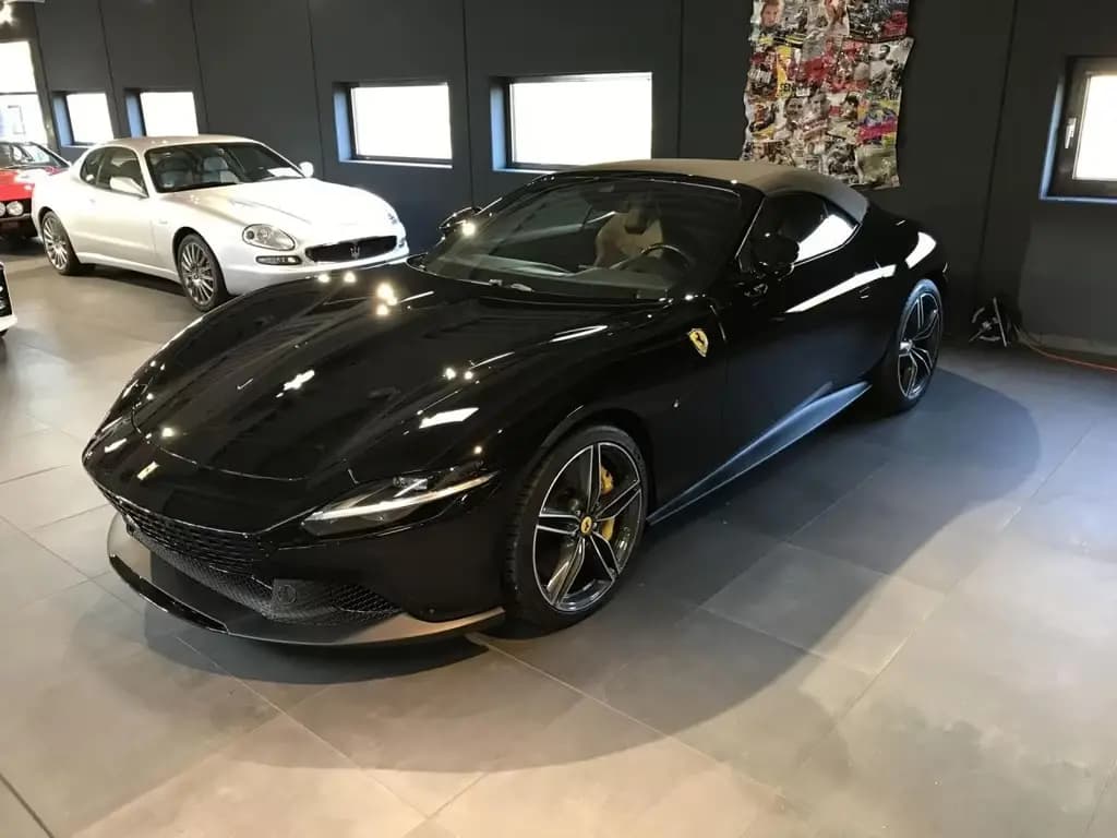 Main__Slider__Photo:Ferrari Roma SPIDER Dayt Display MagRide 2025 Sportpaket 05/2025-0