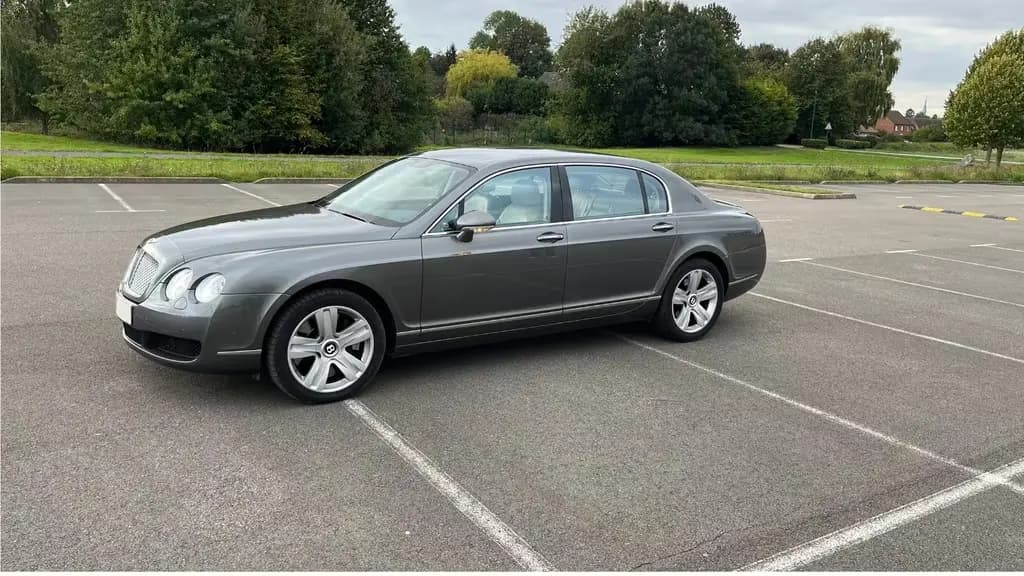 Main__Slider__Photo:Bentley Continental Flying Spur Sehr schön, gut erhalten 03/2007-0
