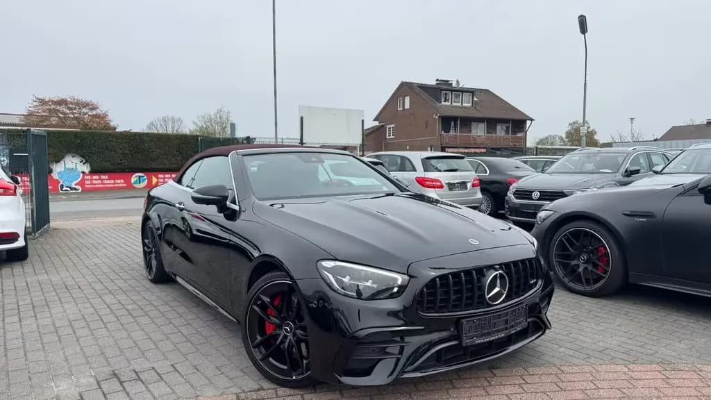 Main__Slider__Photo:Mercedes-Benz E 53 AMG Cabrio 4Matic | BURMESTER | SPORT-AGA 08/2022-0