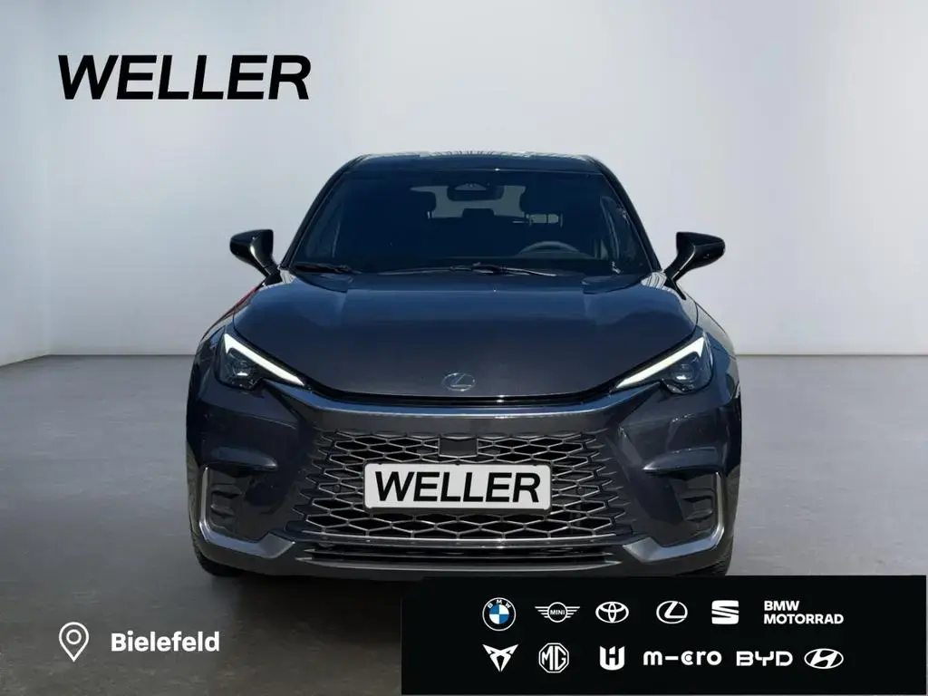 Main__Slider__Photo:Lexus LBX FWD Emotion *LED*ACC*CarPlay*CAM*el. Heck*SH 01/2025-1