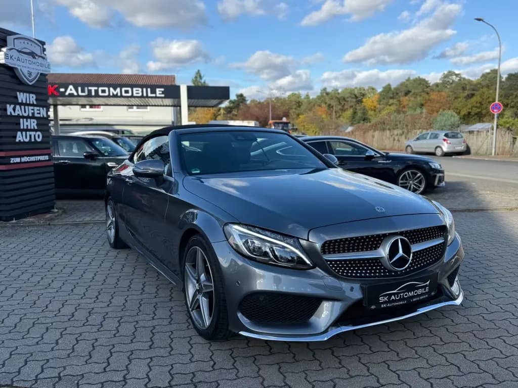 Main__Slider__Photo:Mercedes-Benz C-Class Cabrio AMG/designo-SPUR-KEYLESS-ACC-MEMORY 11/2017-0