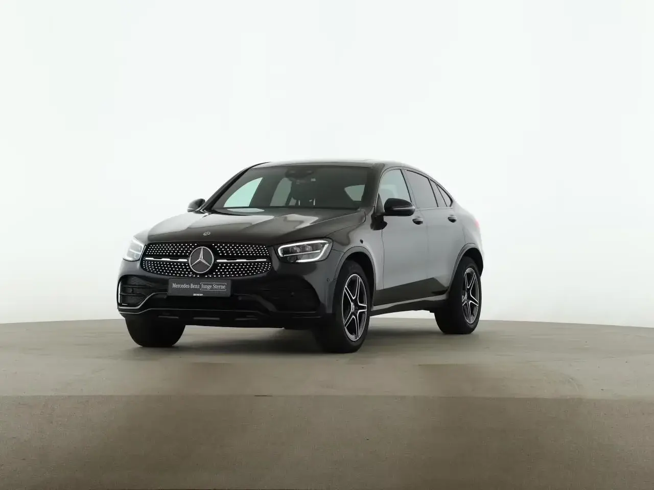Main__Slider__Photo:Mercedes-Benz GLC-Class 220 07/2020-1