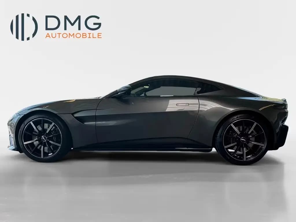 Main__Slider__Photo:Aston Martin V8 Vantage 4.0 V8 voll sehr gepflegt 05/2020-0
