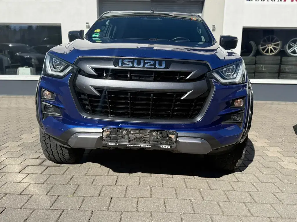 Main__Slider__Photo:Isuzu D-Max Double Cab 4WD V-CROSS 02/2021-1