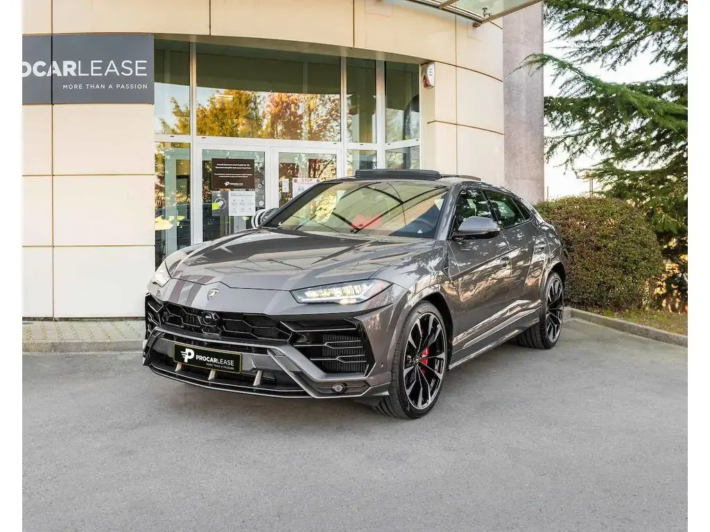 Main__Slider__Photo:Lamborghini Urus 4.0 V8 Auto./PANO/23/360°/B&O/HUD/CARBON/VO 12/2021-1