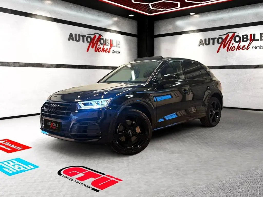 Main__Slider__Photo:Audi Q5 2.0 TFSI quattro / S line / Virtual CP / Pano 07/2020-1
