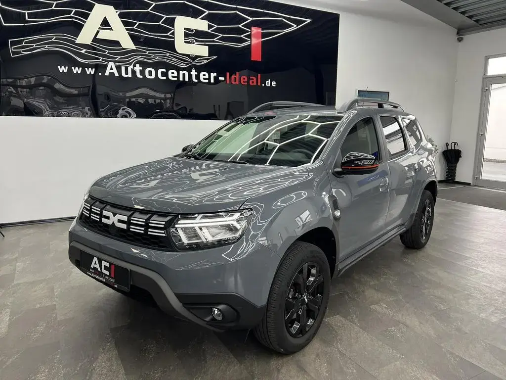 Main__Slider__Photo:Dacia Duster 1.3 TCE KAT Extreme 05/2023-1