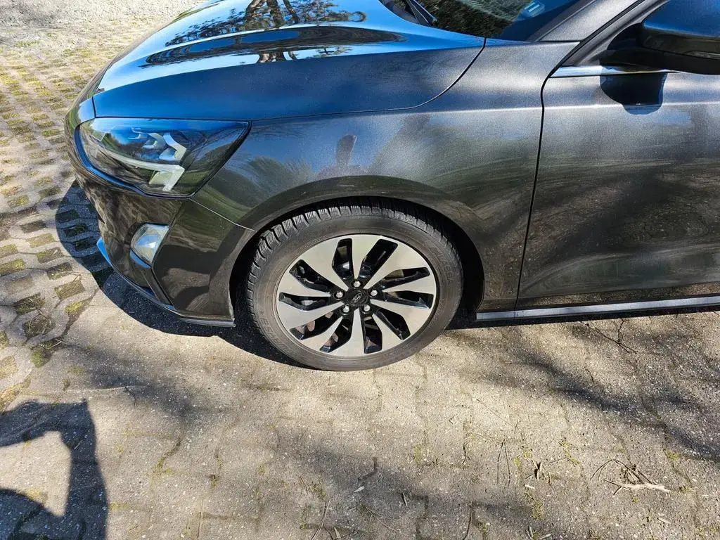 Main__Slider__Photo:Ford Focus 1,0 EcoBoost 92kW Turnier 08/2019-1