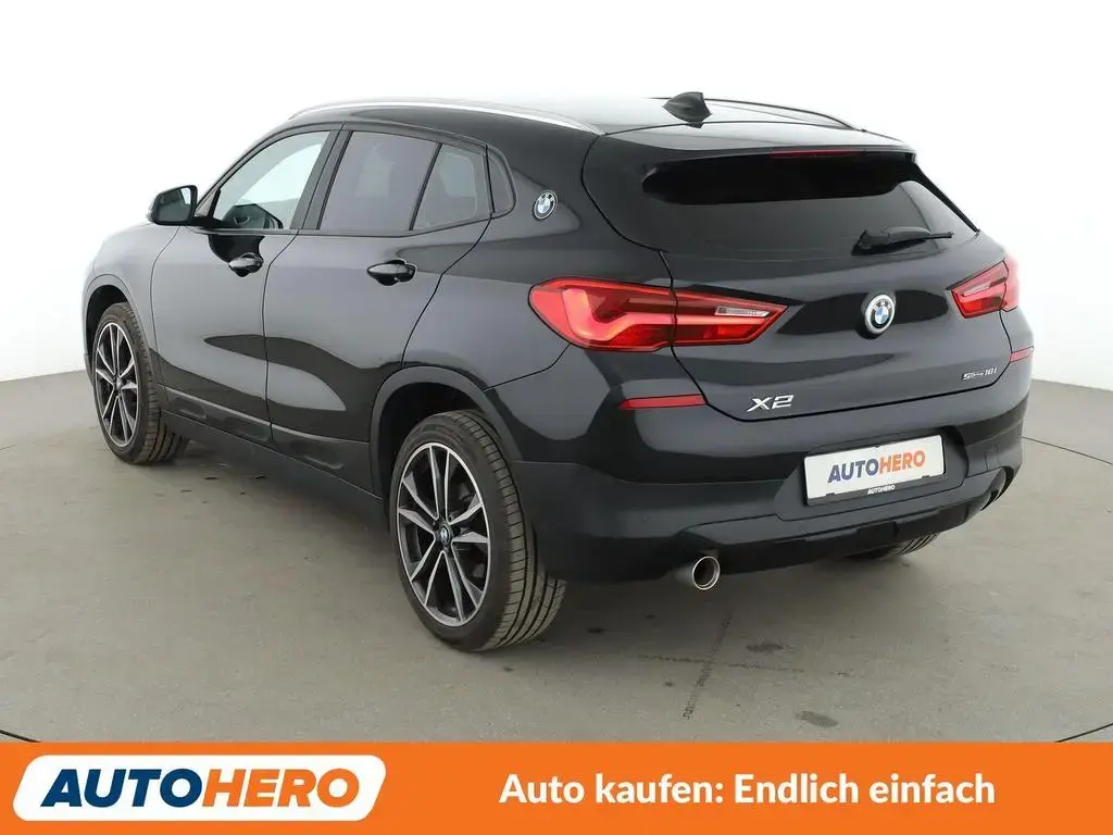 Main__Slider__Photo:BMW X2 sDrive 18i Advantage Aut.*NAVI*LED*TEMPO*PDC* 09/2018-1