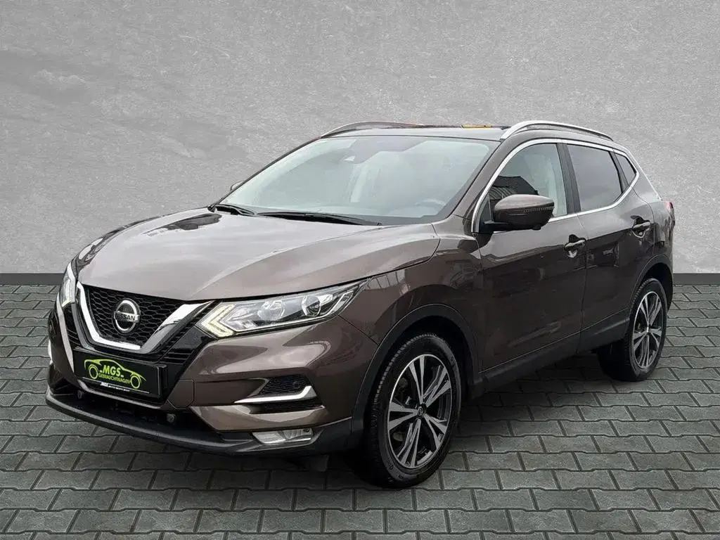 Main__Slider__Photo:Nissan Qashqai 1.3 DIG-T Zama DCT+PANORAMA+360-KAMERA 11/2020-1