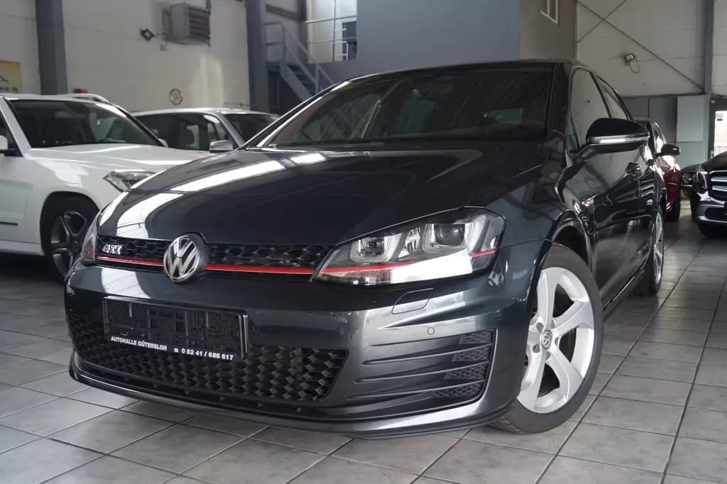 Main__Slider__Photo:Volkswagen Golf VII Lim. GTI BMT*1.Hand*PDC*Xenon*SH* 07/2016-0