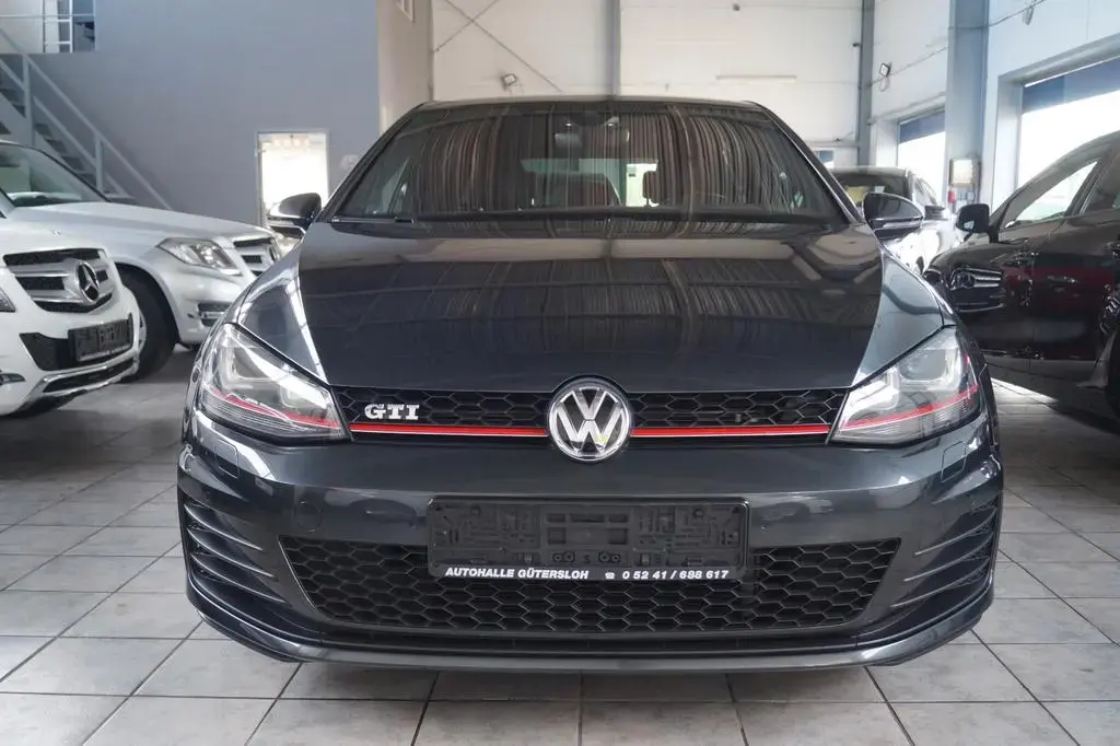 Main__Slider__Photo:Volkswagen Golf VII Lim. GTI BMT*1.Hand*PDC*Xenon*SH* 07/2016-1