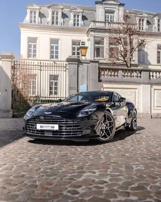 Main__Slider__Photo:Aston Martin Vanquish COUPE  - BOWERS  WILKINS - TITANIUM EXH 12/2025-0