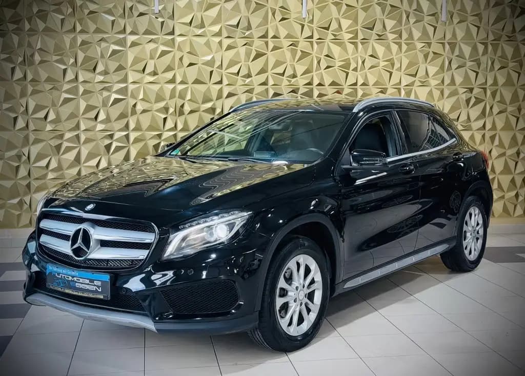 Main__Slider__Photo:Mercedes-Benz GLA 180 Street Style|AMG-LINE|BI-XENON|MEMORY 06/2015-0