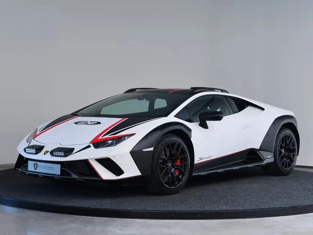Main__Slider__Photo:Lamborghini Huracán Sterrato 01/2026-0