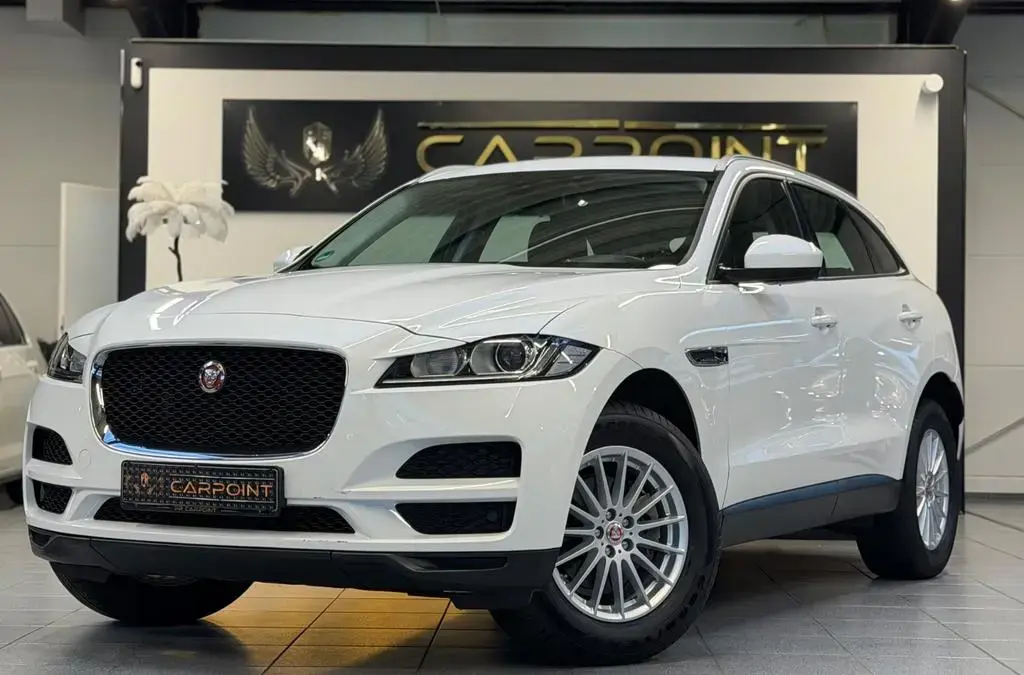 Main__Slider__Photo:Jaguar F-Pace 2.0l Pure AWD AHK/LED/Navi/BT/SHZ 06/2016-1