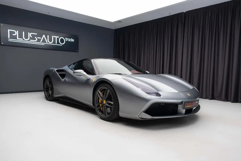 Main__Slider__Photo:Ferrari 488 GTB LIFT JBL Camera Daytona Seats 05/2018-0