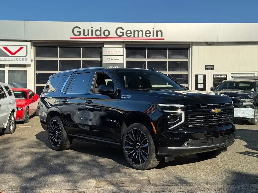 Main__Slider__Photo:Chevrolet Tahoe 6.2l V8 High Country 24" + Panoramadach null-0