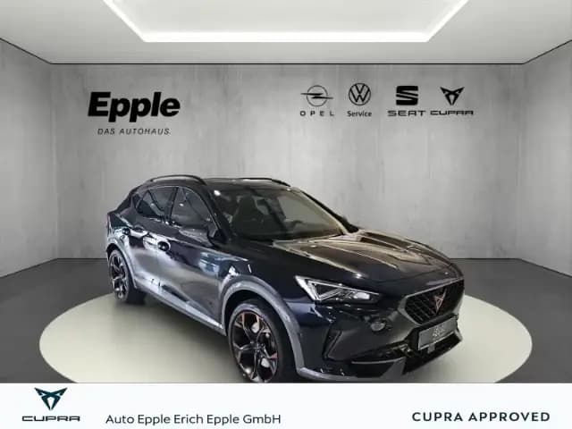 Main__Slider__Photo:Cupra Formentor VZ 4Drive klappbare AHK Panodach Sound 02/2023-0