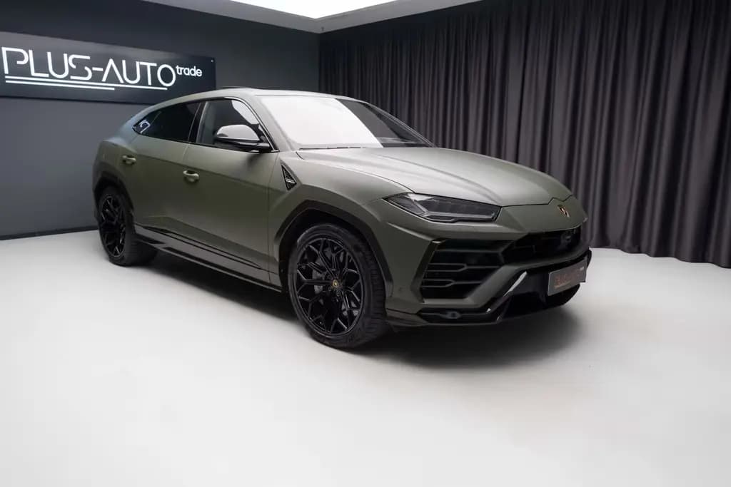 Main__Slider__Photo:Lamborghini Urus 4.0 V8 Auto. 03/2020-0