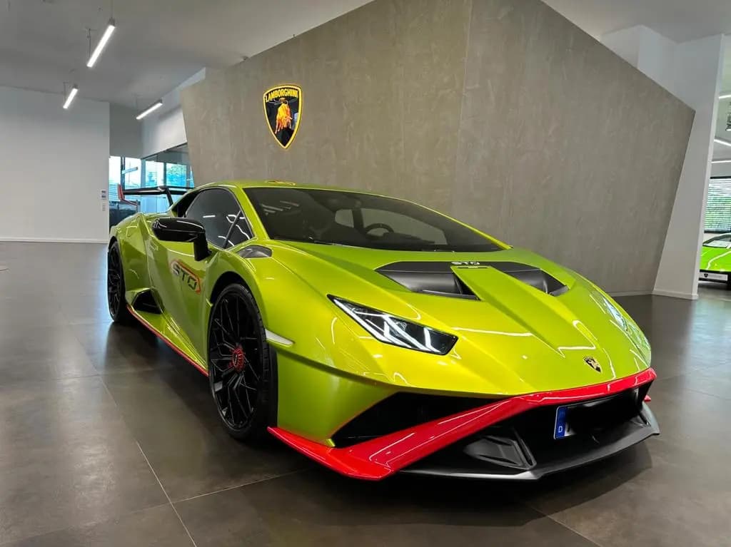Main__Slider__Photo:Lamborghini Huracan STO*Garantie*Service*XPEL*Lift*AdPersona 04/2025-0
