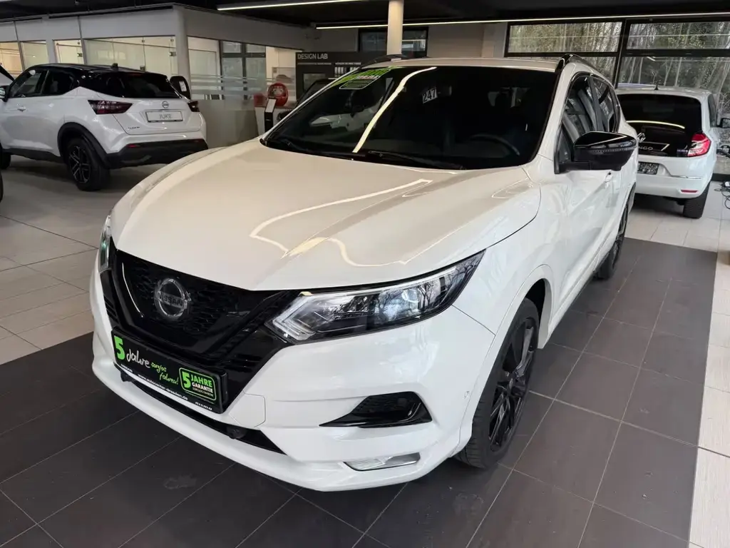 Main__Slider__Photo:Nissan Qashqai 1.3 DIG-T N-Tec ACC+Alcantara+LED+Navi 03/2020-1