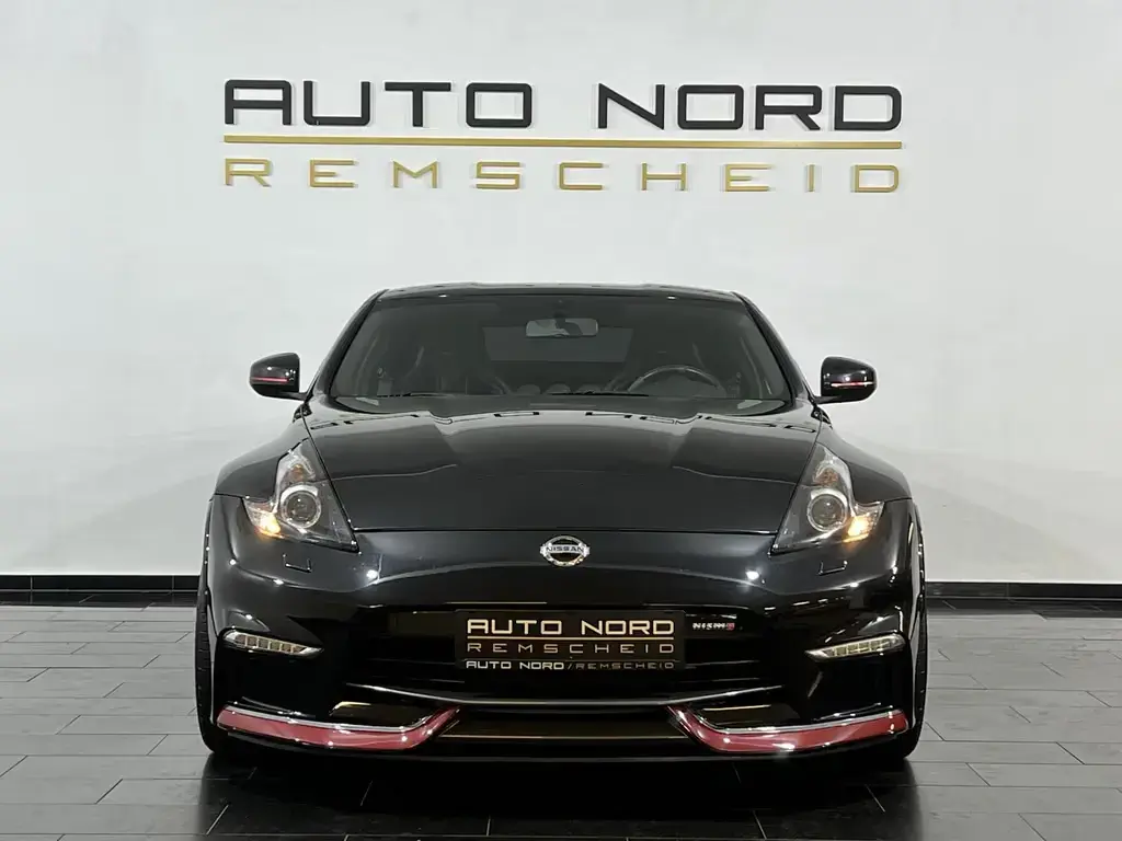 Main__Slider__Photo:Nissan 370Z Nismo*Schale*Kamera*OPTIK*Navi*Bose* 03/2015-1