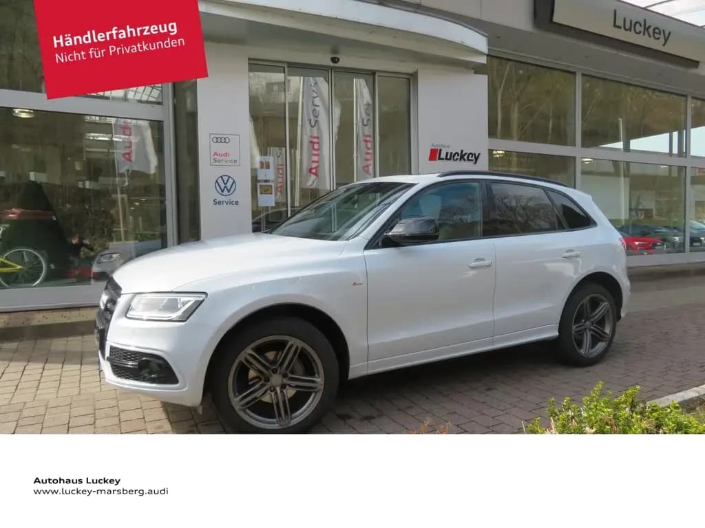 Main__Slider__Photo:Audi Q5 2.0 TDI quattro S-LINE S-TRONIC PANO SPORT ED 04/2016-0