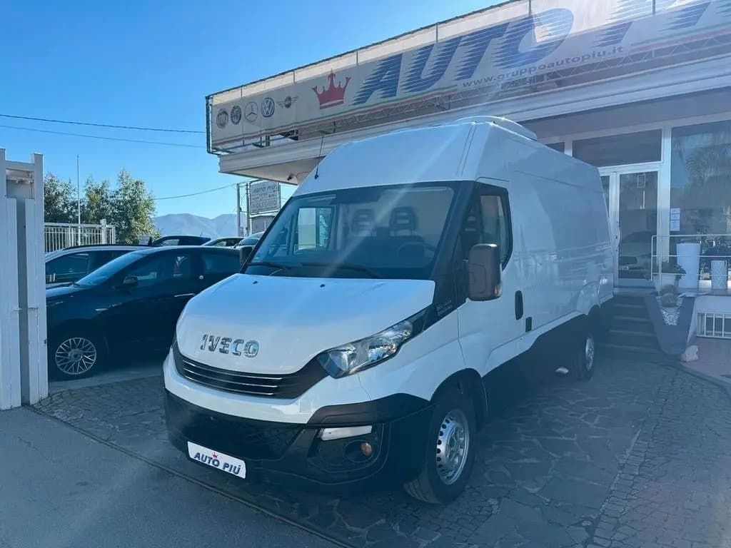 Main__Slider__Photo:Iveco Daily 35C15 BTor 3.0 HPT PM-RG Cabinato 06/2018-0