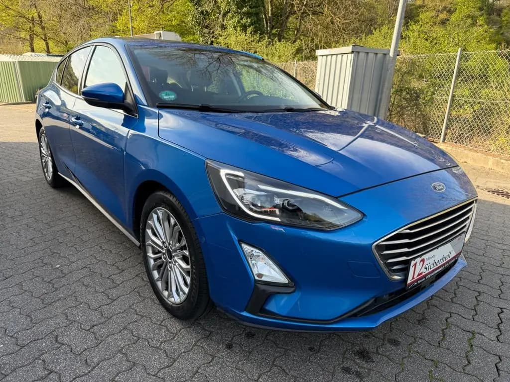 Main__Slider__Photo:Ford Focus Lim. Titanium 12/2019-0